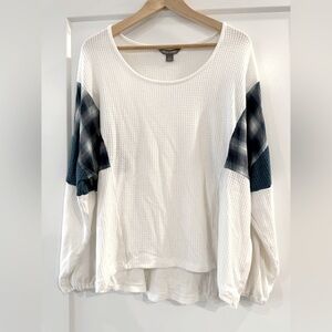 Falls Creek Cream Ribbed Long Sleeve Blouse